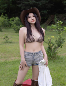 毛篇片在线观看地址-美女发廊